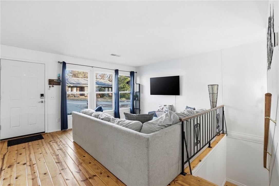 10 Dogwood Dr - Photo 4 of 26