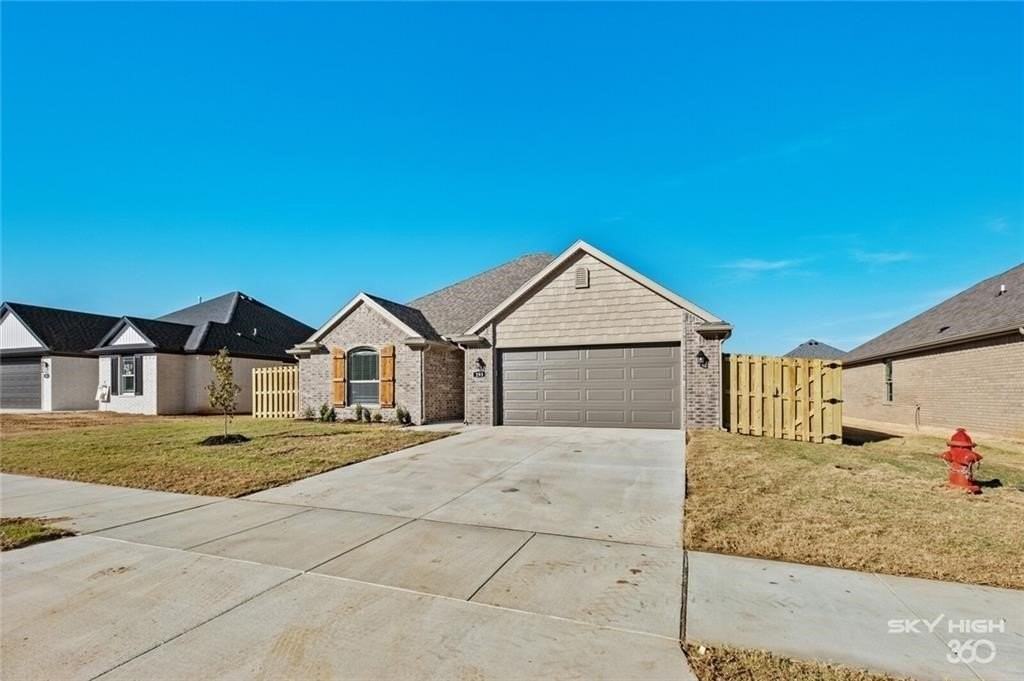 293 W Tyler Rd - Photo 4 of 26