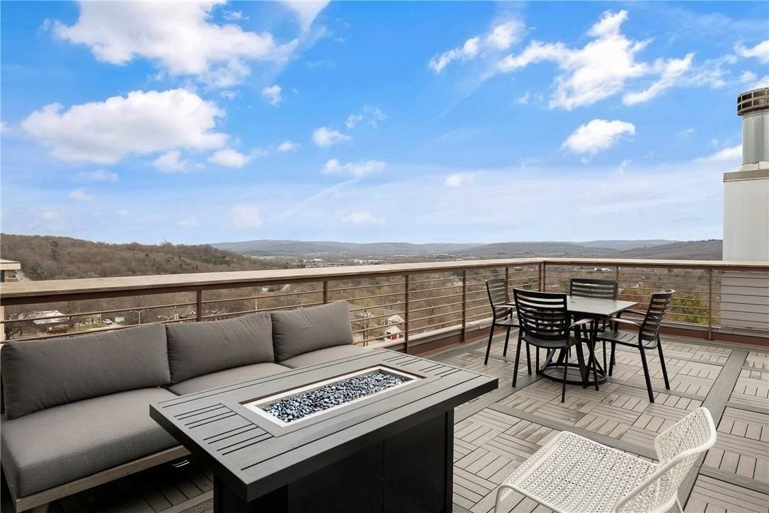 5 W Mountain St - Photo 7 of 50