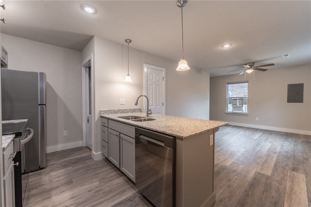 1366 N Porter Rd #2 - Photo 2 of 13