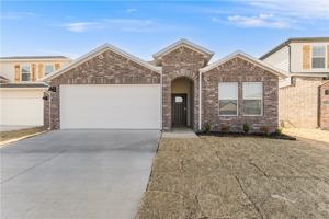 featured image of 103 S Maroon Ave