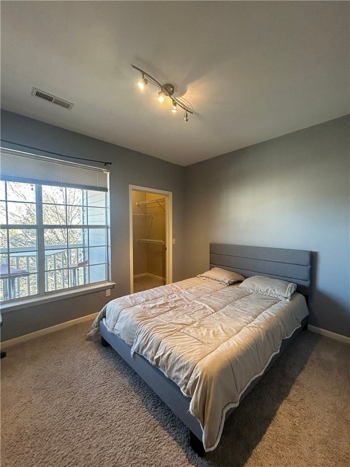 4230 Nw Meadow Creek Cir #306 - Photo 7 of 11