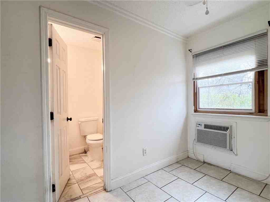 413 Ewalt Ave #D1 - Photo 4 of 17