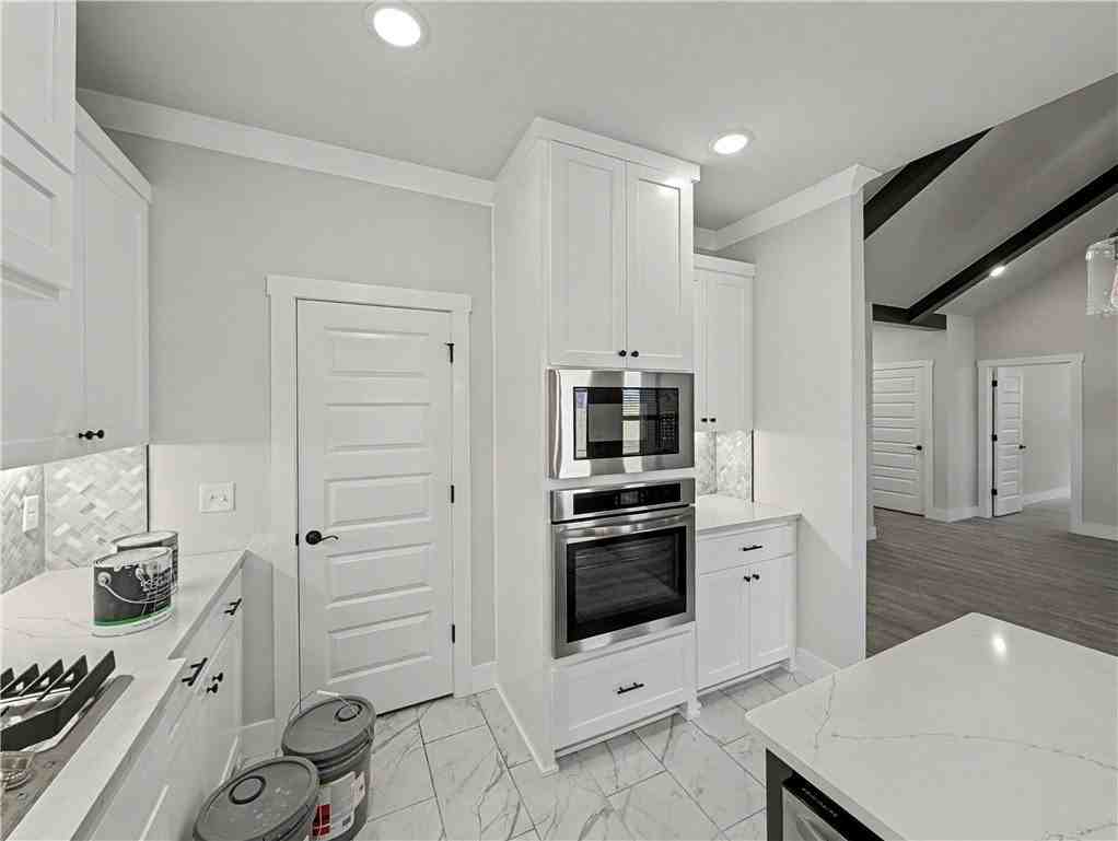 6906 Sw Basswood Ave - Photo 6 of 18