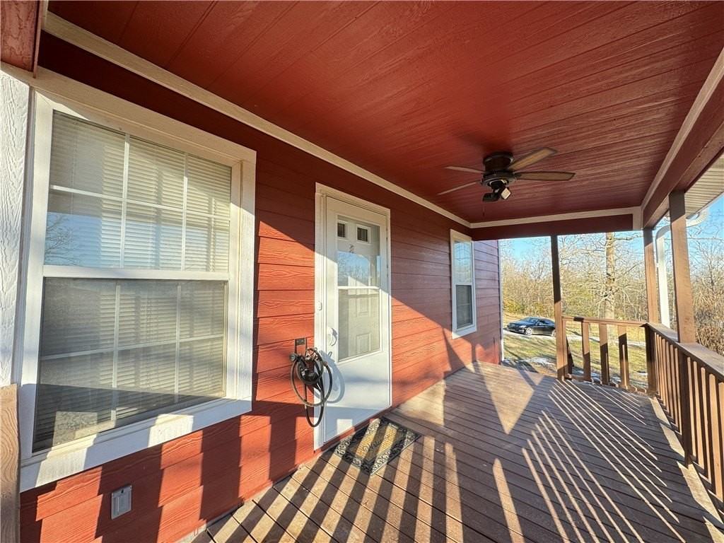 171 Madison 2415 - Photo 3 of 40