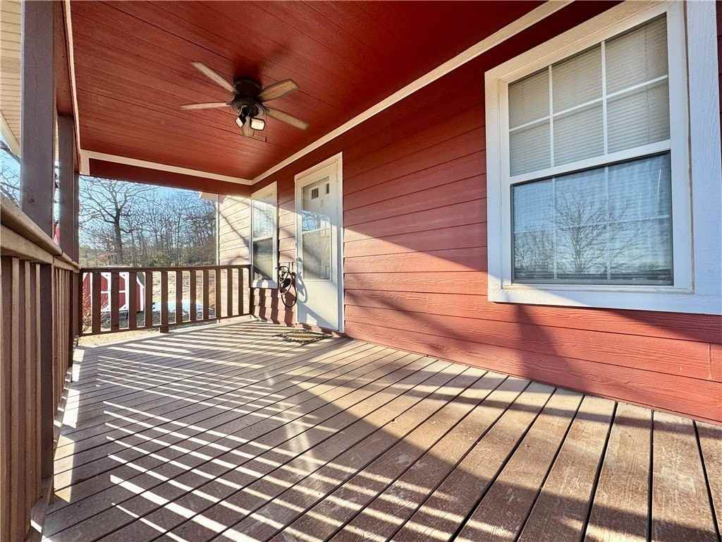 171 Madison 2415 - Photo 4 of 40