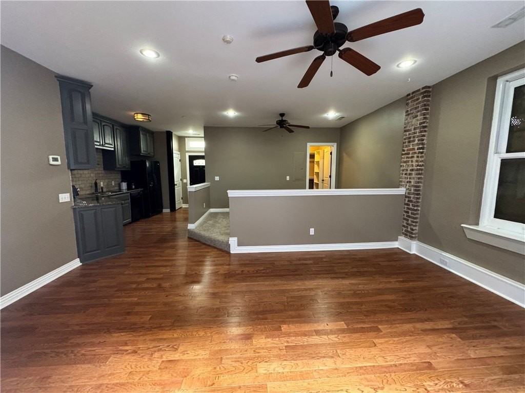 21 E Center St - Photo 6 of 14