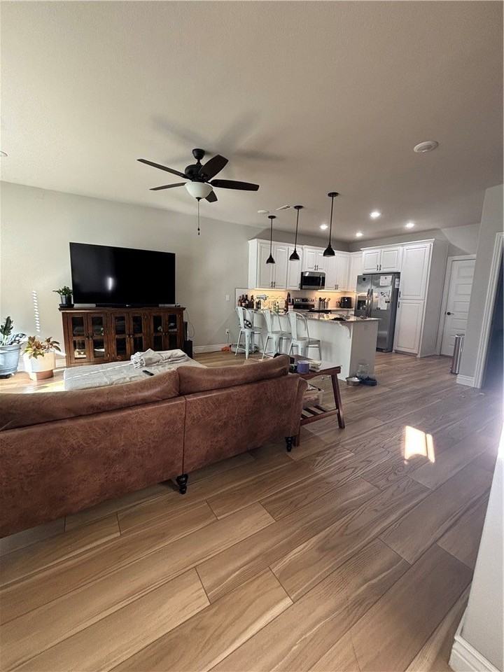 2252 W Million Ln - Photo 3 of 28