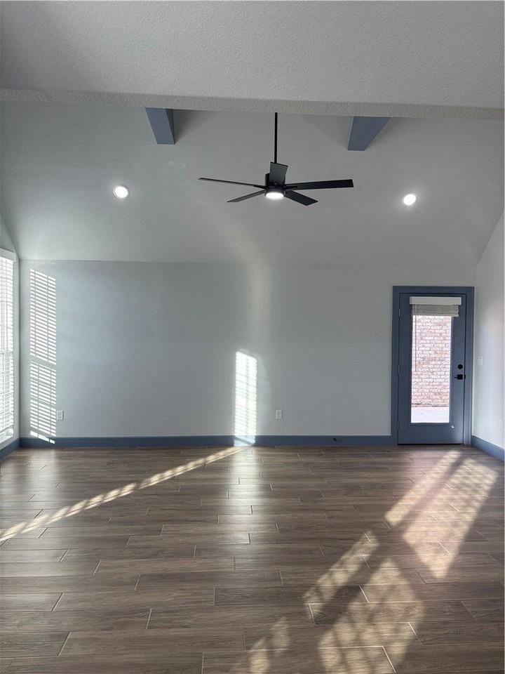 3200 Sw Lovely Ln - Photo 3 of 17