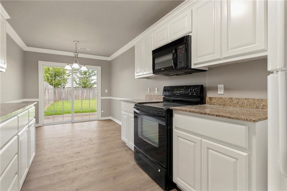 263 Copper Oaks Dr - Photo 4 of 16
