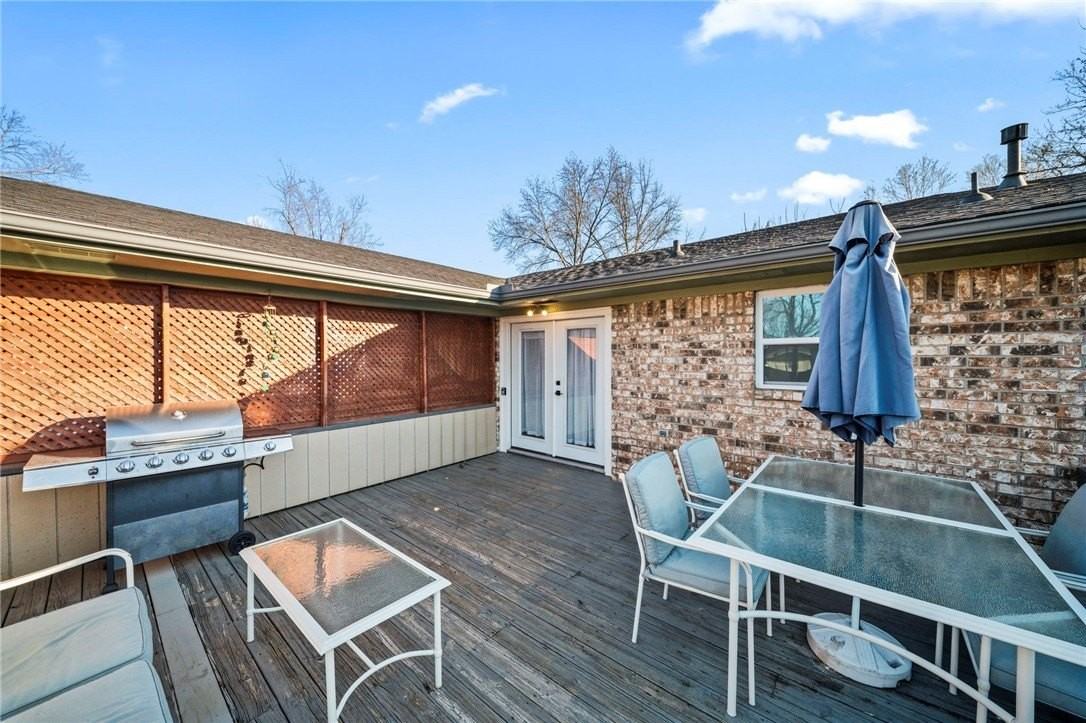 1202 Sw B St - Photo 4 of 18