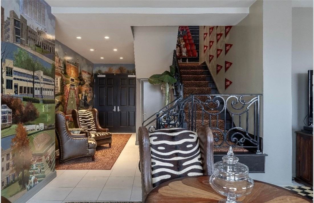 401 W Watson St #504 - Photo 2 of 23