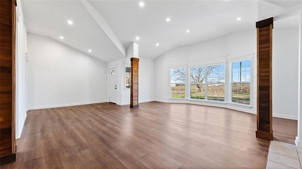 5748 N Graham Rd - Photo 3 of 36