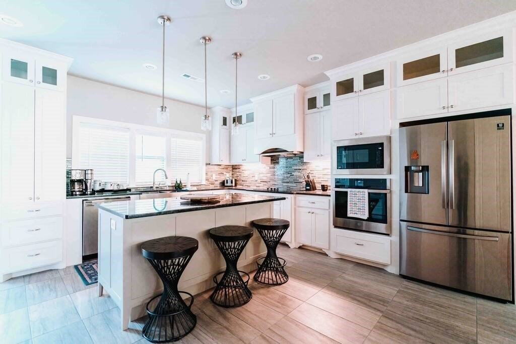 406 Nw Retreat Ln - Photo 3 of 22