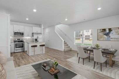 547 W Pickens Rd - Photo 6 of 17