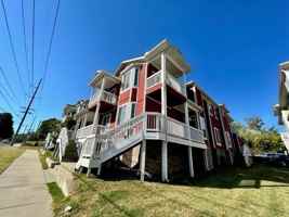 featured image of 1049 N Leverett Ave