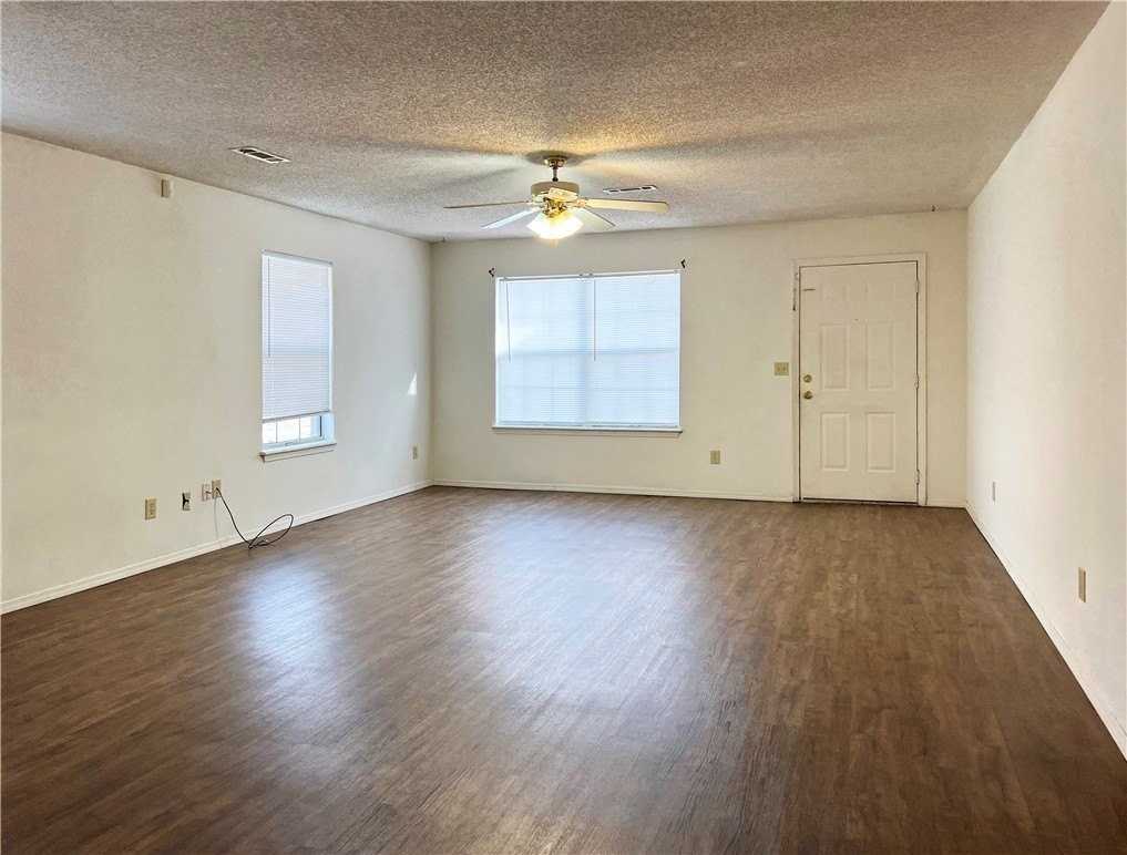 5900 Samantha St Unit B #B - Photo 3 of 14