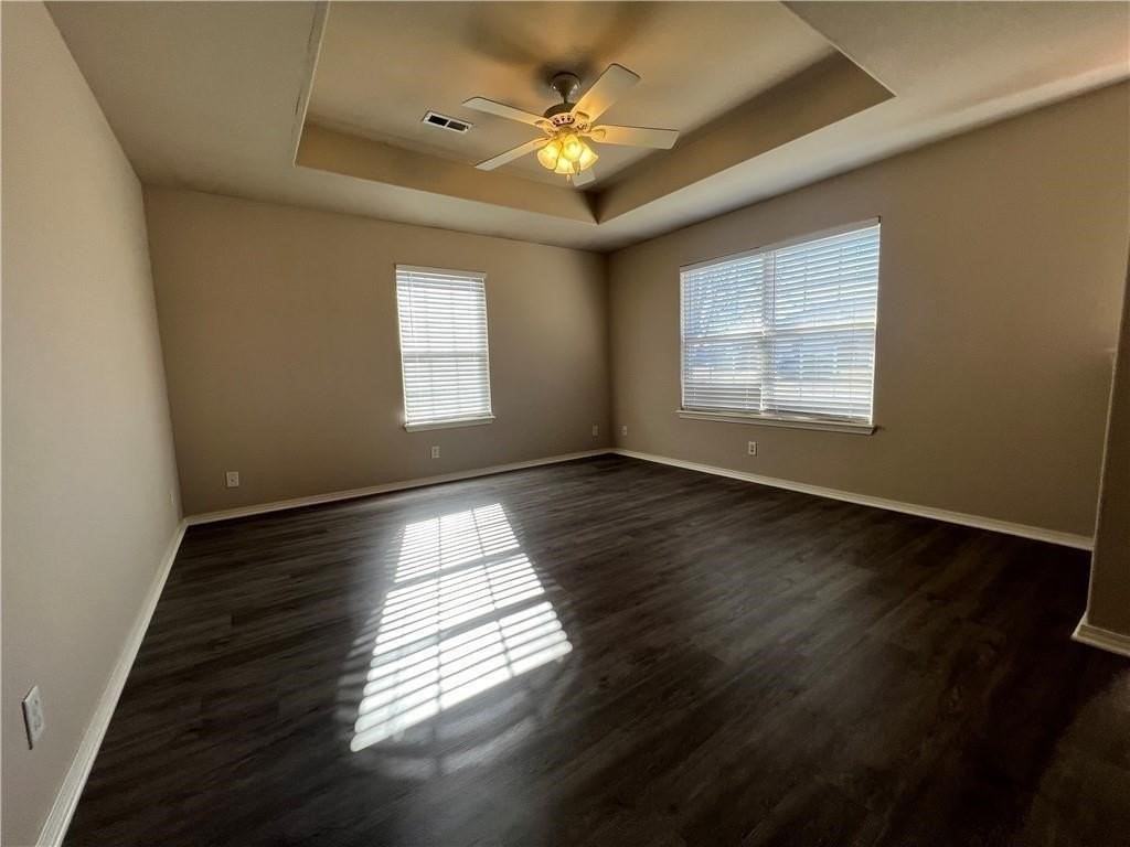 650 Appleridge Dr - Photo 2 of 9