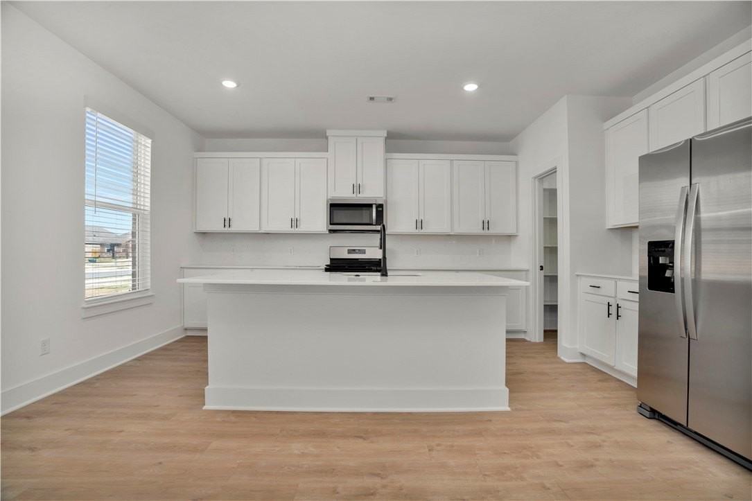 4805 W Sturgeon St - Photo 5 of 23
