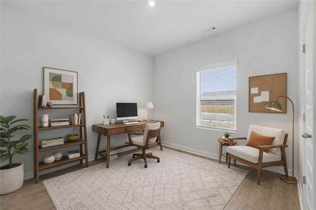 4628 W Aurora St - Photo 3 of 26