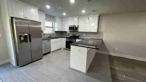 202 Tricha Cir Sw Unit B #B - Photo 2 of 6