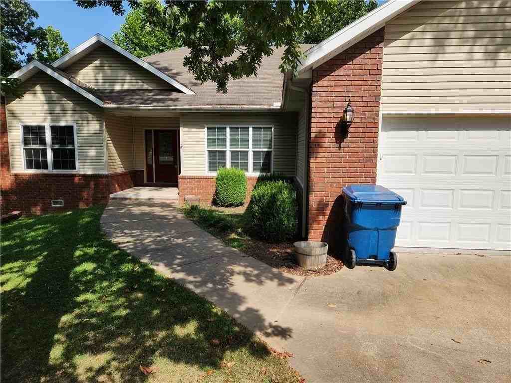 4 Upwell Ln - Photo 2 of 29