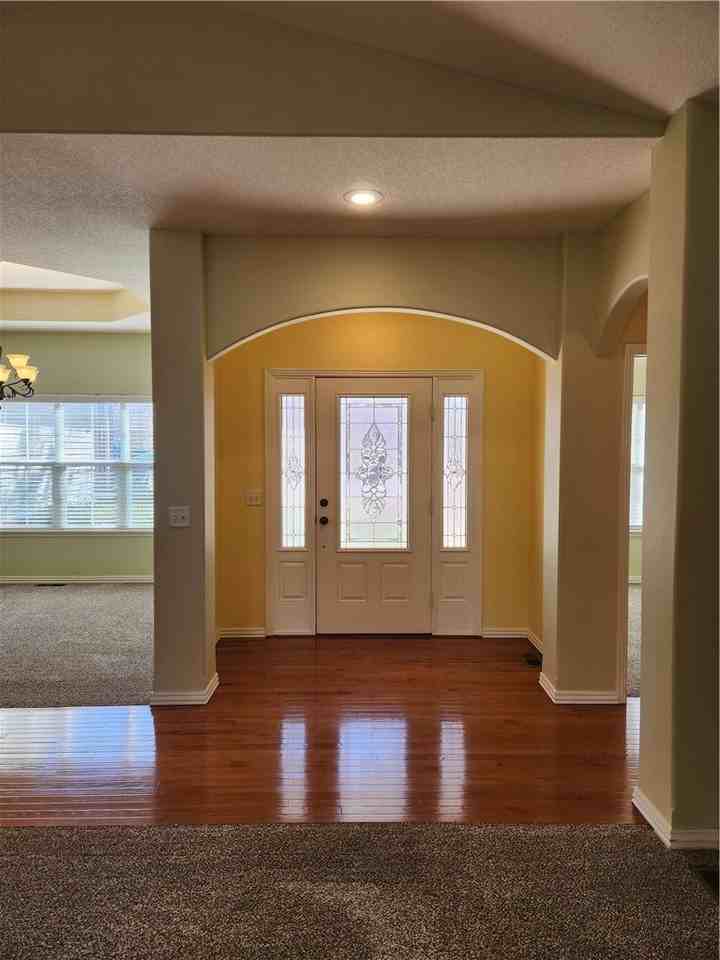 4 Upwell Ln - Photo 6 of 29