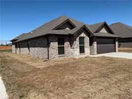 featured image of 740 Arkansas Black