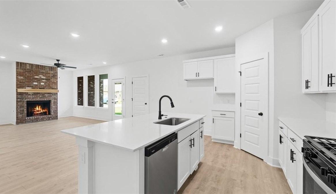 4856 W Aurora St - Photo 3 of 21