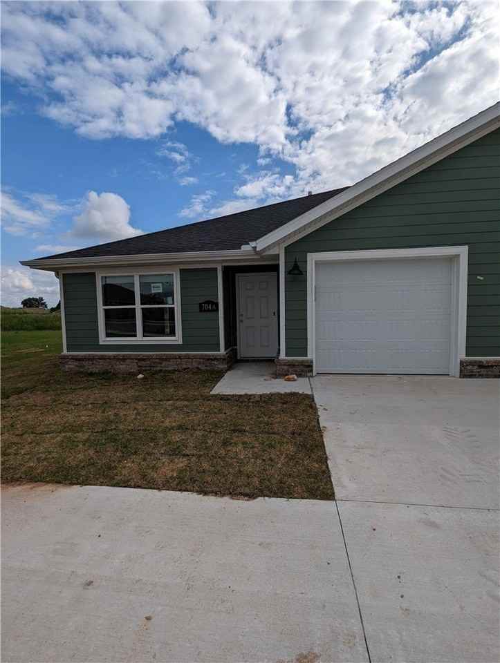 704 W Loren Dr Unit A #A - Photo 2 of 17