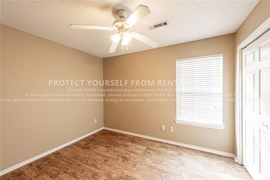 3195 W Woodfield Way - Photo 7 of 12