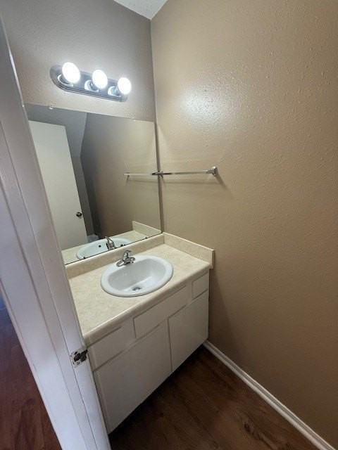 782 N Storer Ave - Photo 7 of 15