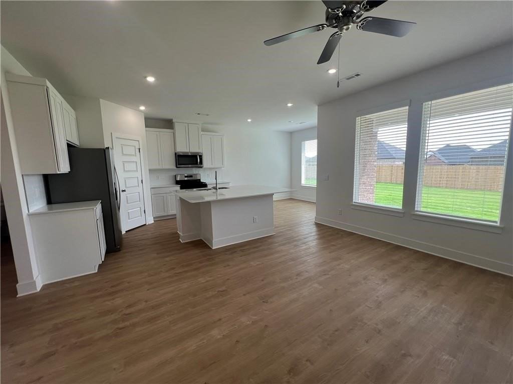 1910 Hahn St - Photo 3 of 20