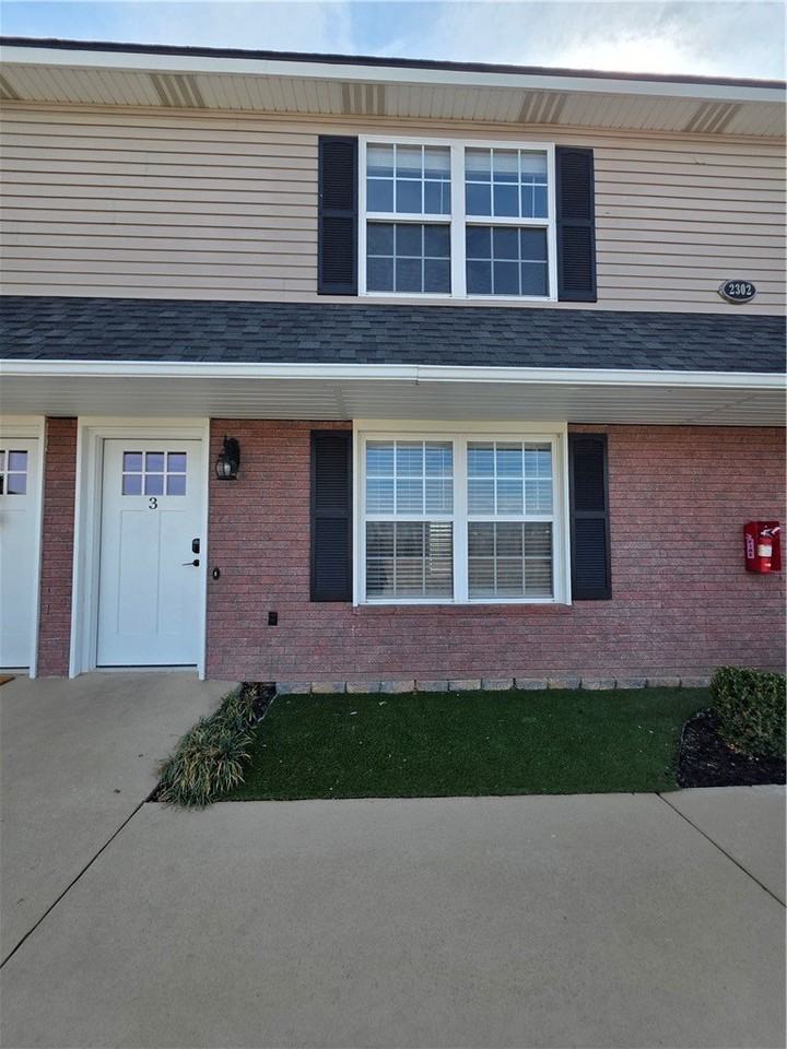 2302 Se Jayel Ter #3