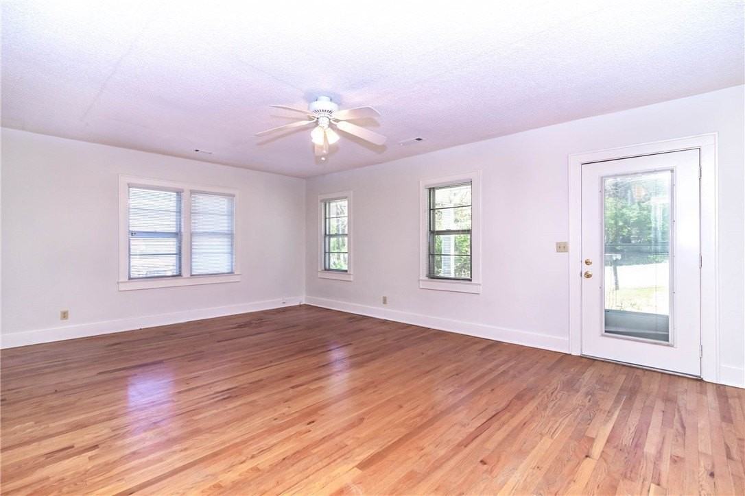 583 N Assembly Dr #1 - Photo 4 of 10