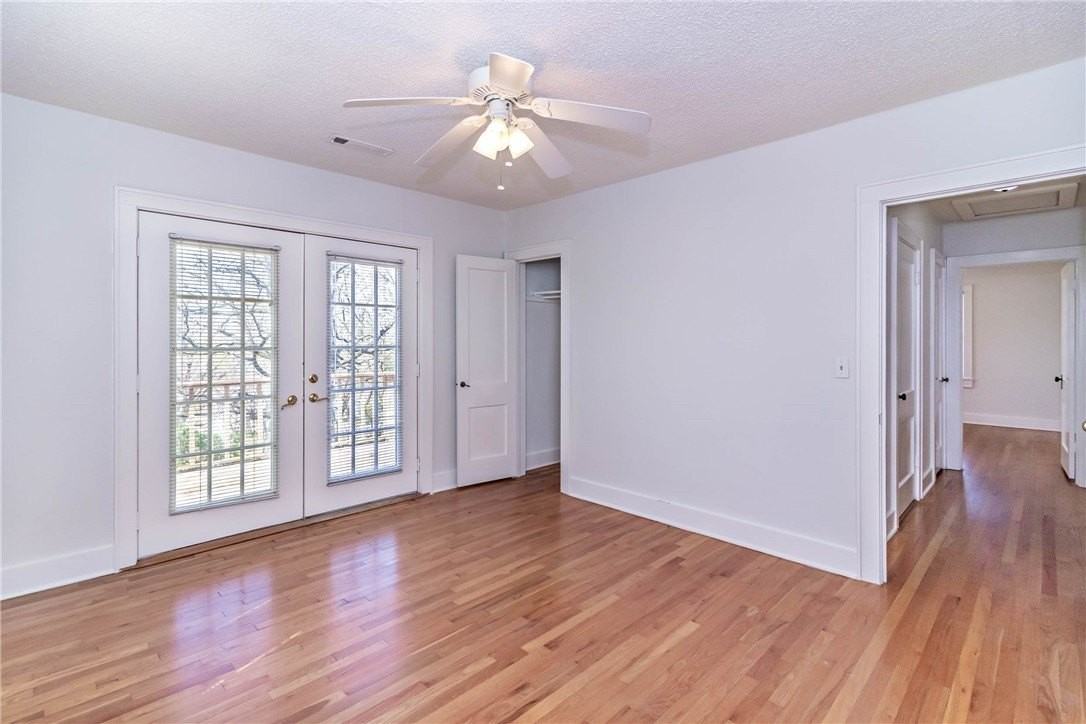 583 N Assembly Dr #1 - Photo 5 of 10