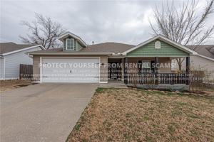 featured image of 1384 S Holland Dr