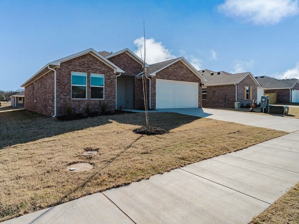 3051 Amarillo Way - Photo 2 of 26