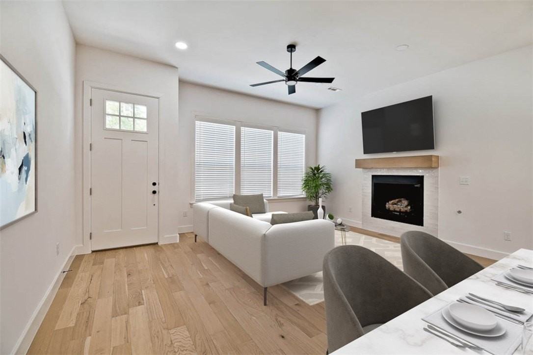 502 W Persimmon St - Photo 2 of 26