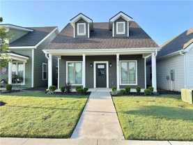 832 Ne Heights Ln - Photo 1 of 1