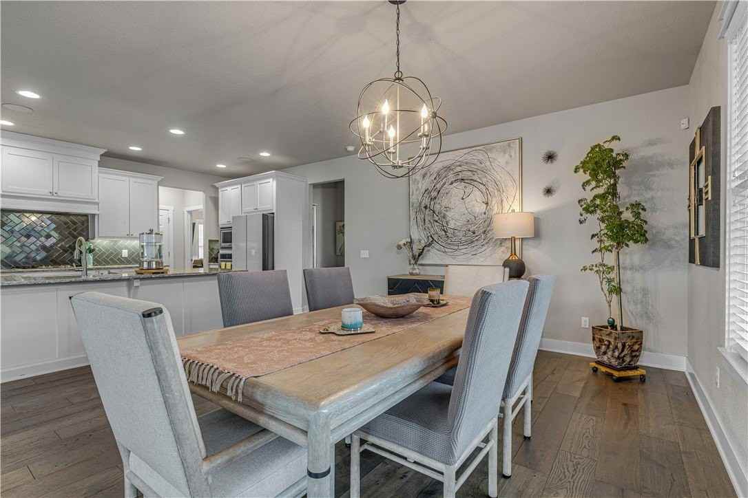 2630 E Bayside Xing - Photo 7 of 32