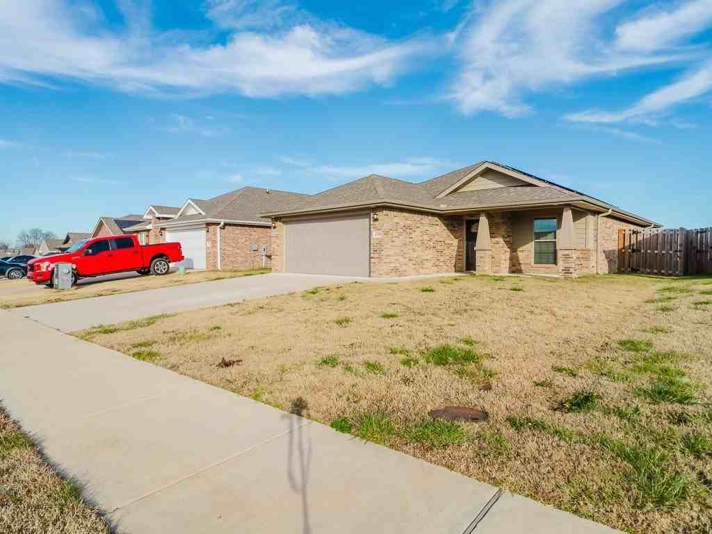 6100 Nw Silas St - Photo 2 of 20