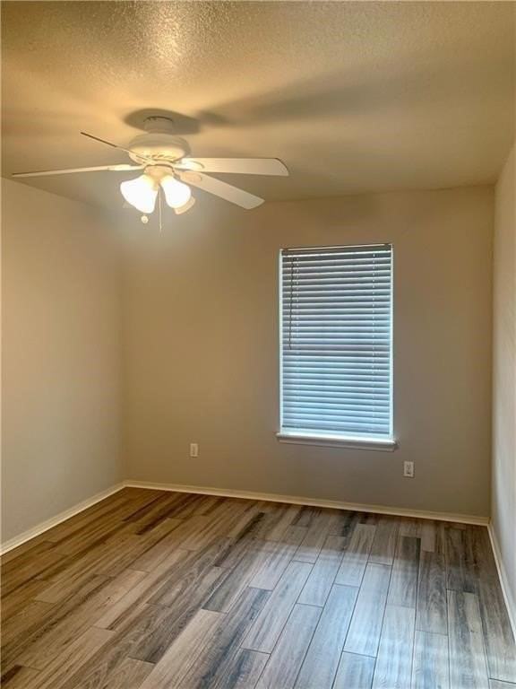944 N Storer Ave #9 - Photo 7 of 10