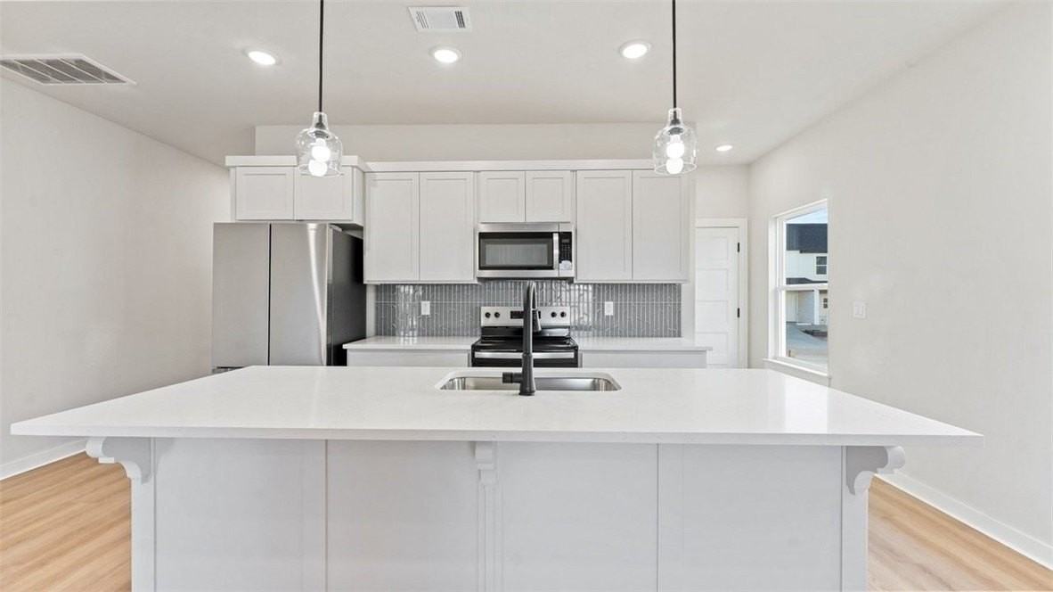 1705 Cuppett Cir - Photo 4 of 13