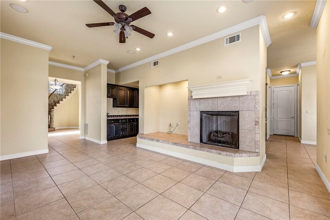 2700 S Everest Ave - Photo 7 of 30