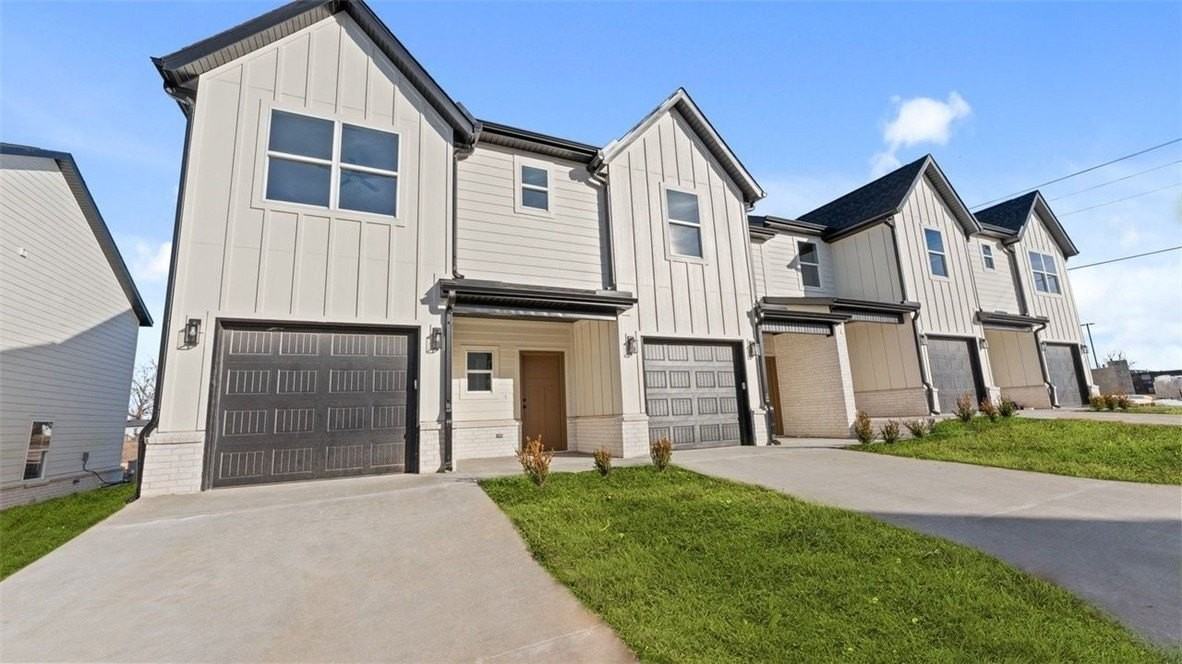 1714 Cuppett Cir - Photo 2 of 22