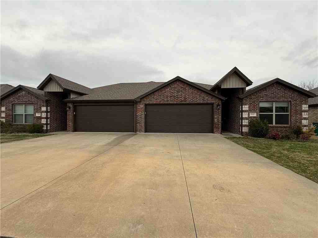 522 Vee St - Photo 2 of 22