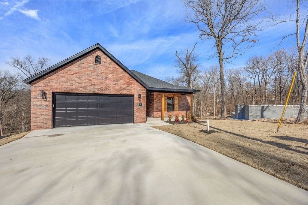 18 Dumfries Ln - Photo 2 of 28