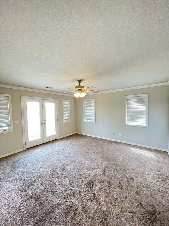 767 N Rupple Rd - Photo 6 of 9