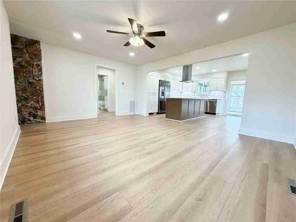 14911 Dutchmans Dr - Photo 7 of 22